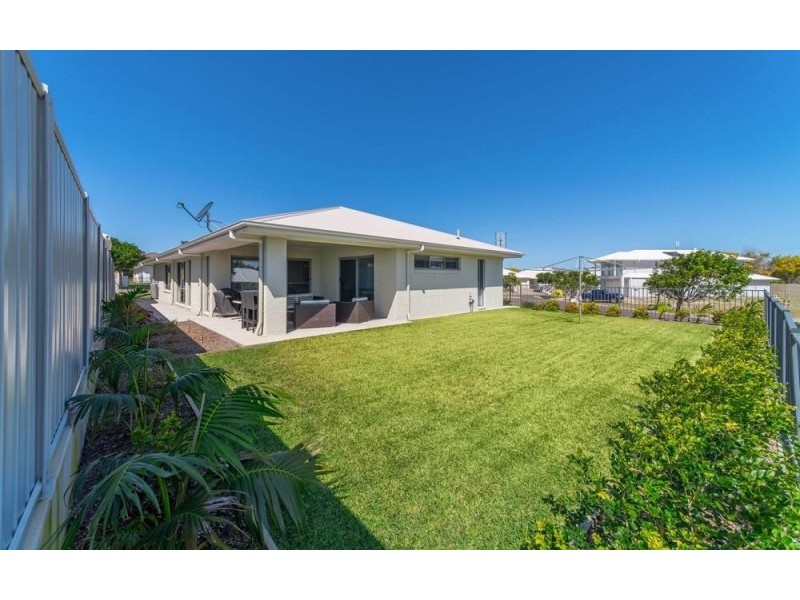 61 The Drive Drive, Yamba NSW 2464