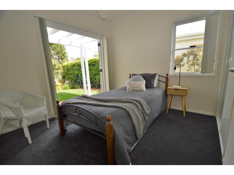 11 The Parkway, Yamba NSW 2464