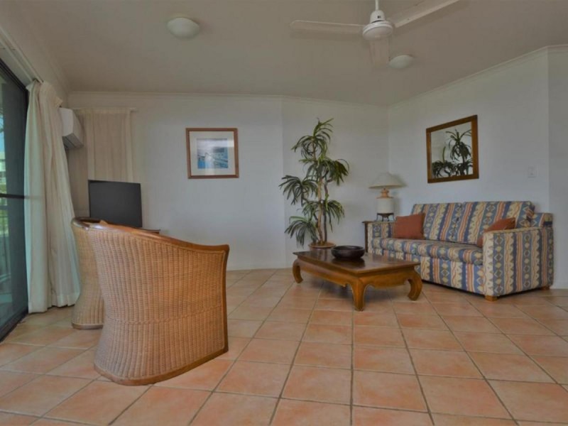 27/4 Queen  Street, Yamba NSW 2464