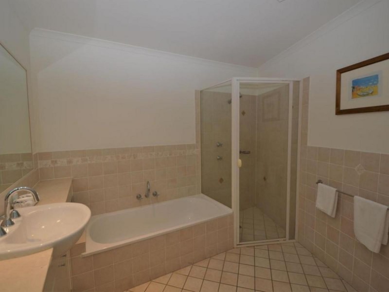 27/4 Queen  Street, Yamba NSW 2464