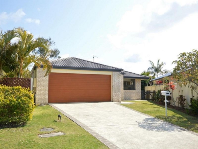 3 Investigators Place, Yamba NSW 2464
