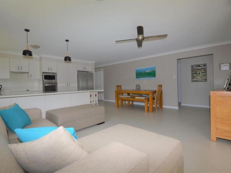 3 Investigators Place, Yamba NSW 2464