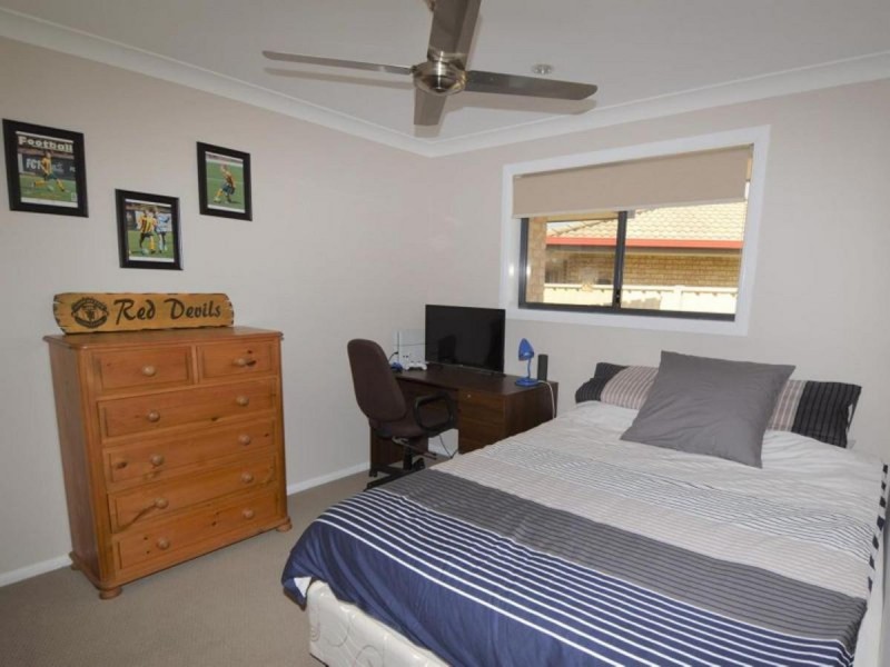 3 Investigators Place, Yamba NSW 2464