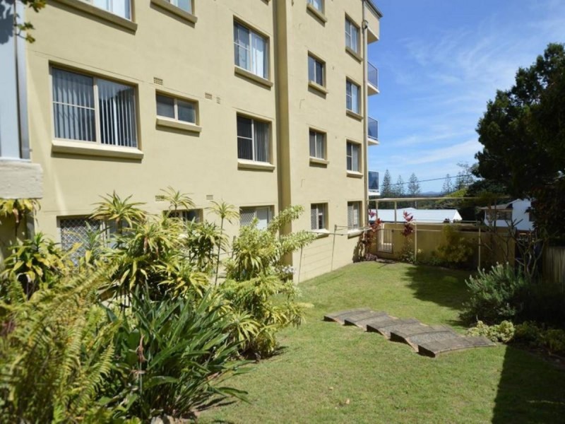 4/8-10 High Street, Yamba NSW 2464