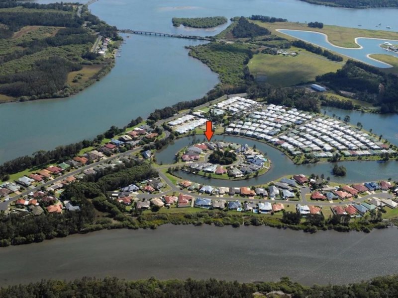 5 Newport Island Circuit, Yamba NSW 2464