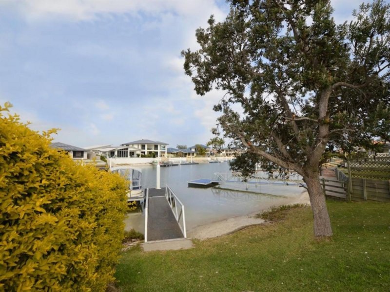 1 Nabilla Court, Yamba NSW 2464