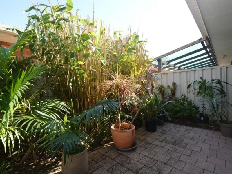 2/16 Heron Court, Yamba NSW 2464