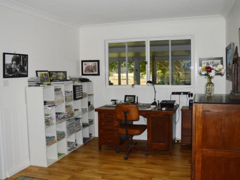 260 School Road, Palmers Island NSW 2463