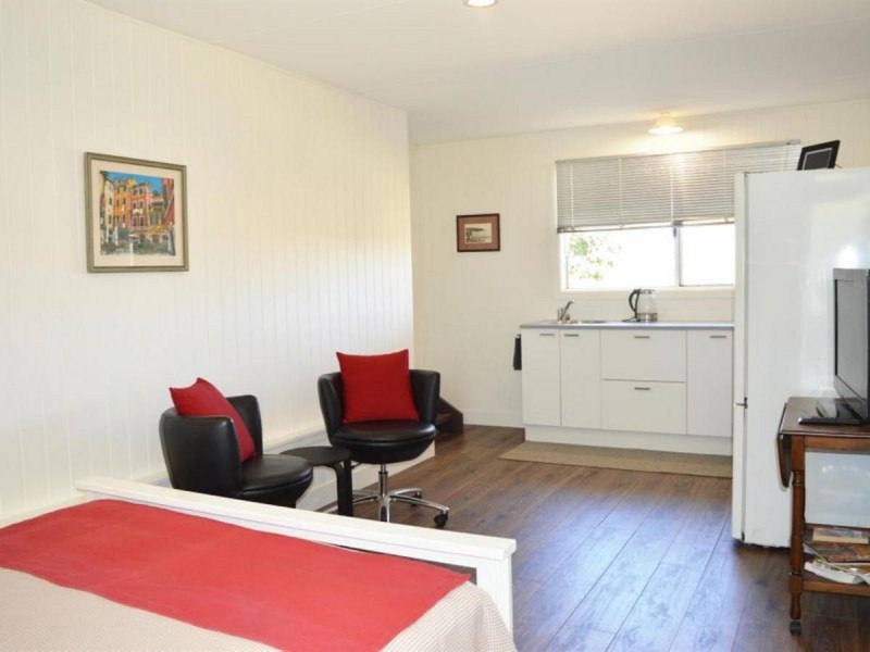 260 School Road, Palmers Island NSW 2463