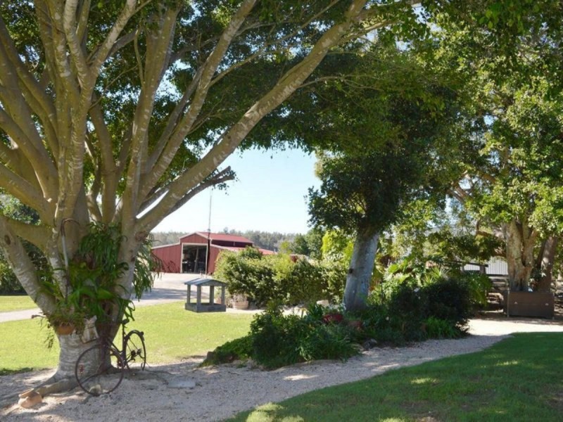 260 School Road, Palmers Island NSW 2463