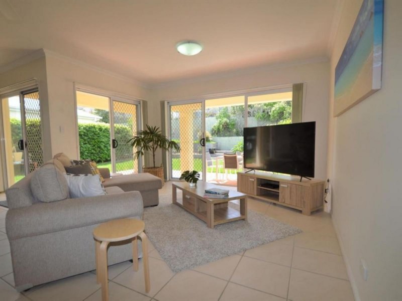 11 The Parkway, Yamba NSW 2464