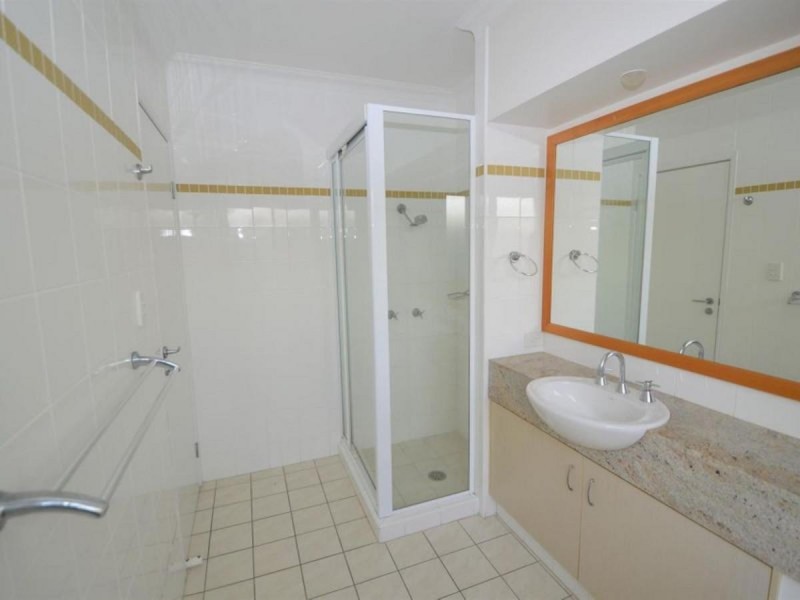 11 The Parkway, Yamba NSW 2464