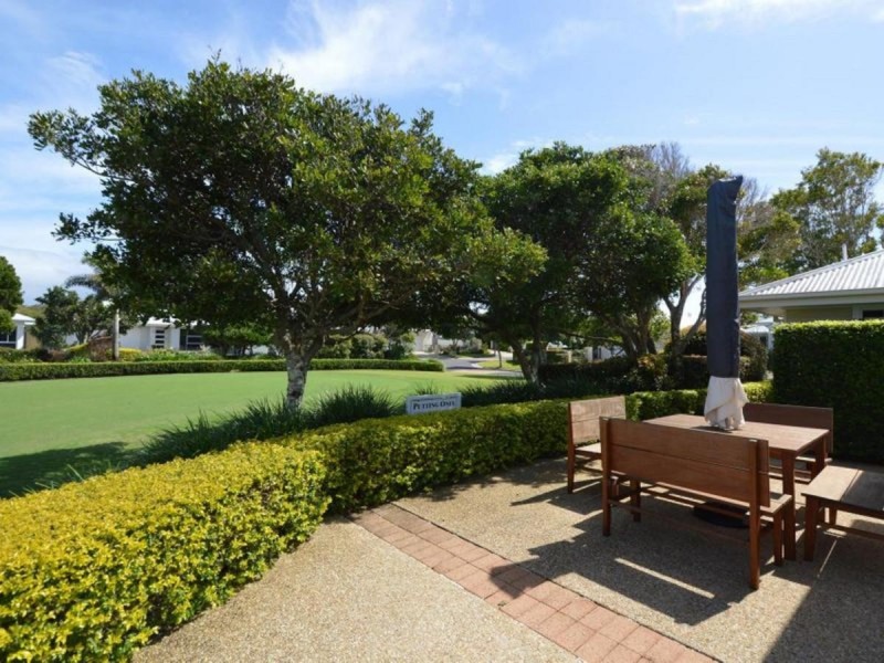 11 The Parkway, Yamba NSW 2464