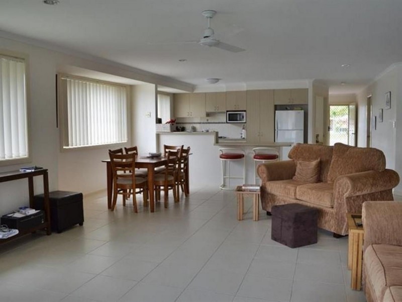 73 Park  Avenue, Yamba NSW 2464