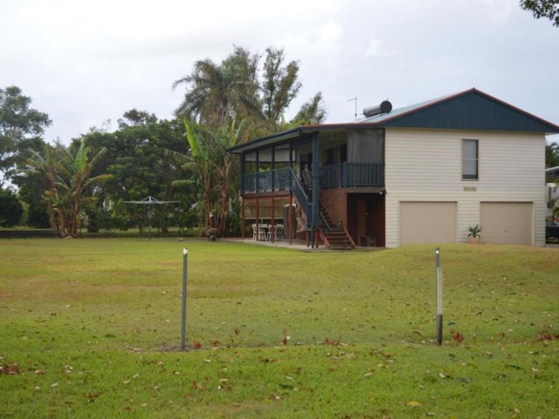 2 Yamba Street, Palmers Island NSW 2463