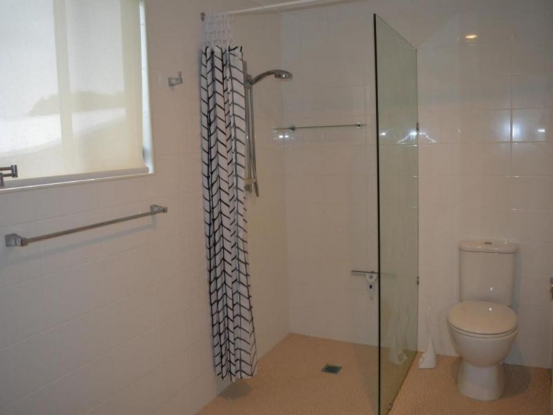 2 Yamba Street, Palmers Island NSW 2463