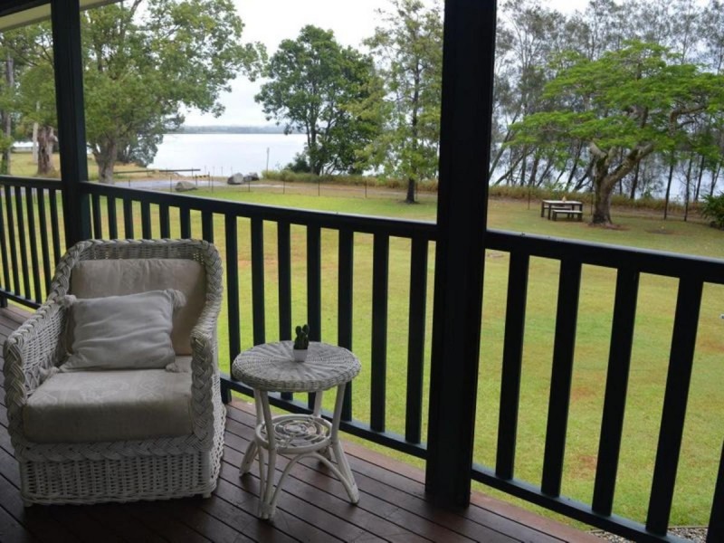 2 Yamba Street, Palmers Island NSW 2463