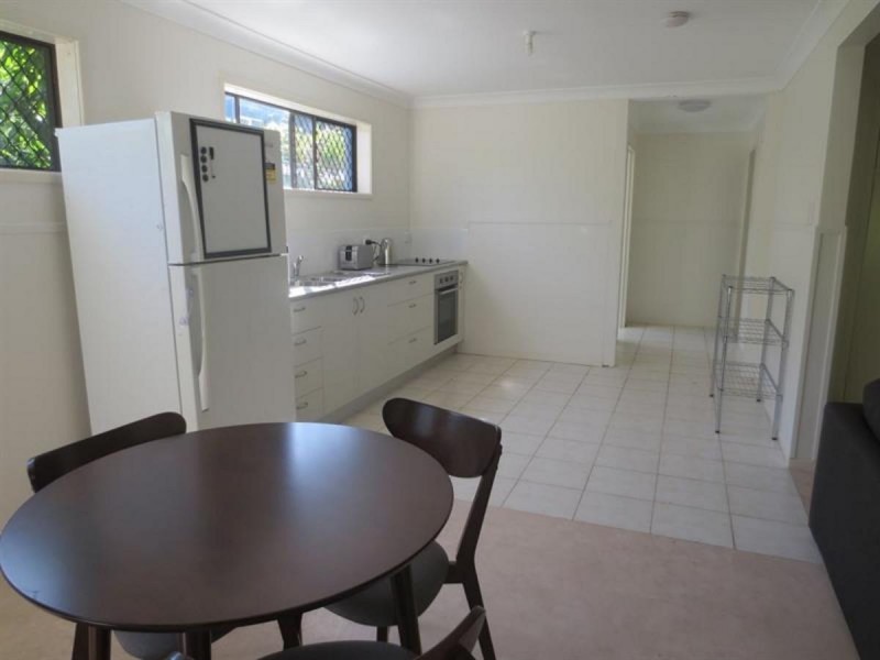 4B Endeavour Street, Yamba NSW 2464