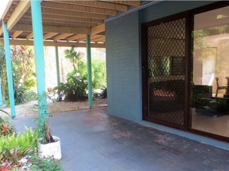 4B Endeavour Street, Yamba NSW 2464