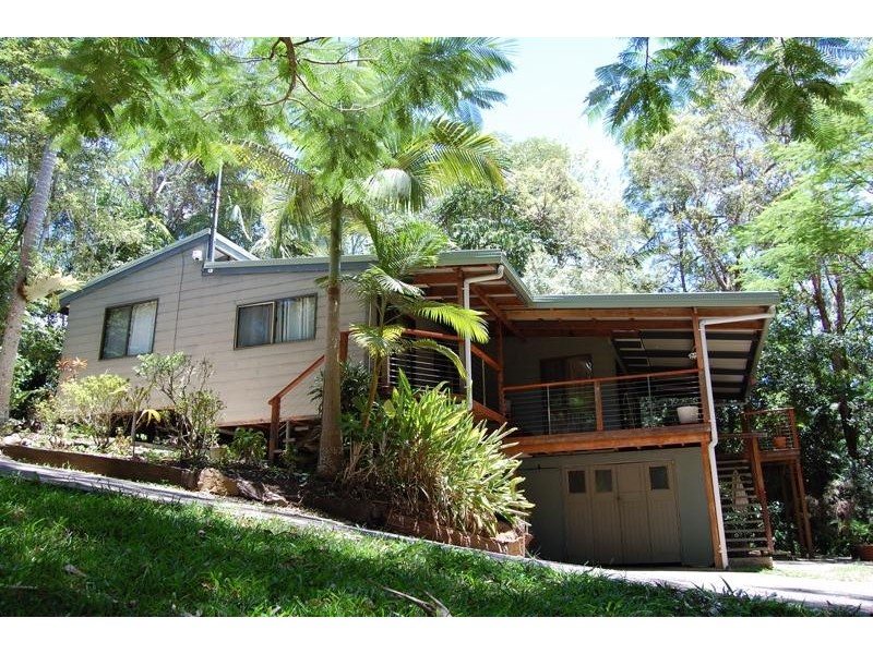 6 Chevell Pl, Uki NSW 2484