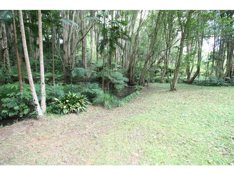 6 Chevell Pl, Uki NSW 2484