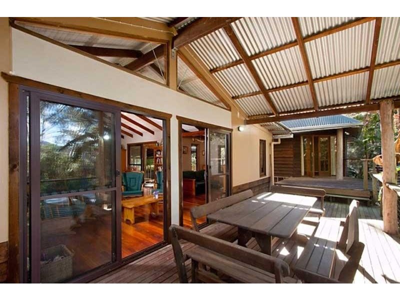 35 Kookaburra Ct, Stokers Siding NSW 2484