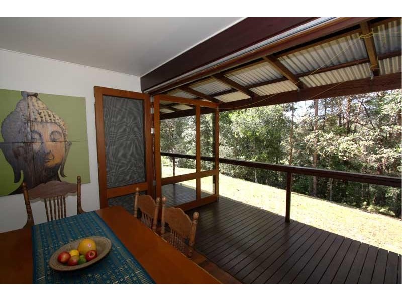 199 Rowlands Creek Rd, Uki NSW 2484