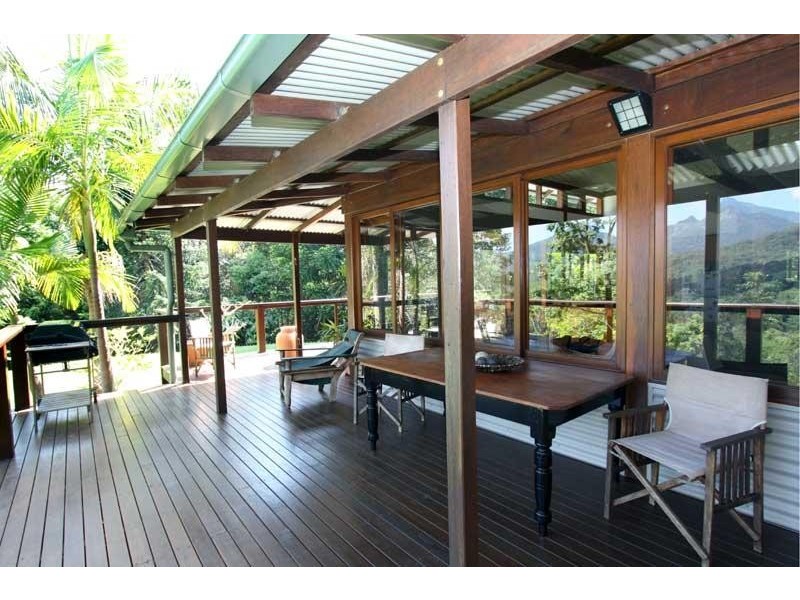 199 Rowlands Creek Rd, Uki NSW 2484