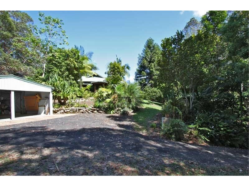 199 Rowlands Creek Rd, Uki NSW 2484