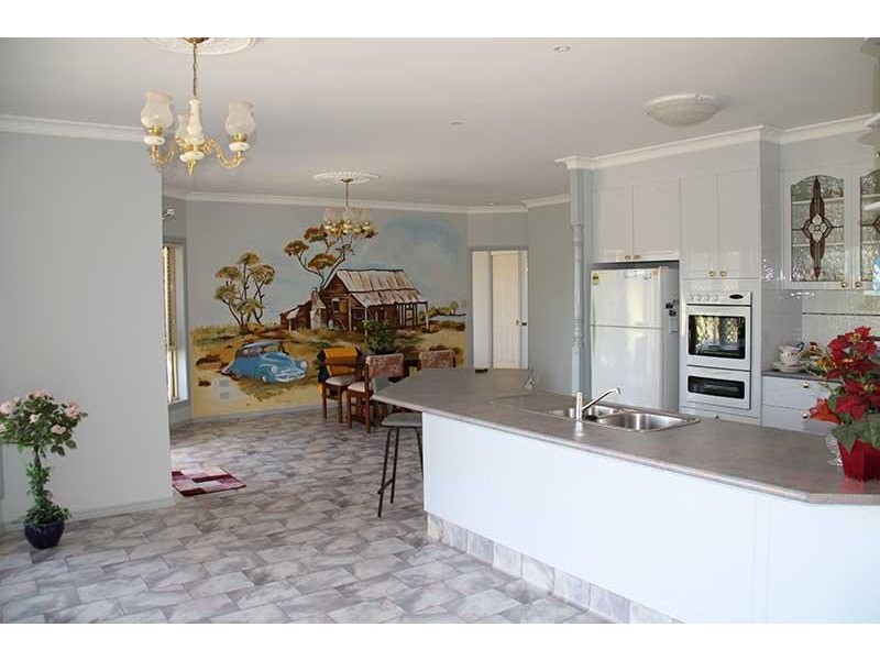 4 Araluen  Pl, Crystal Creek NSW 2484