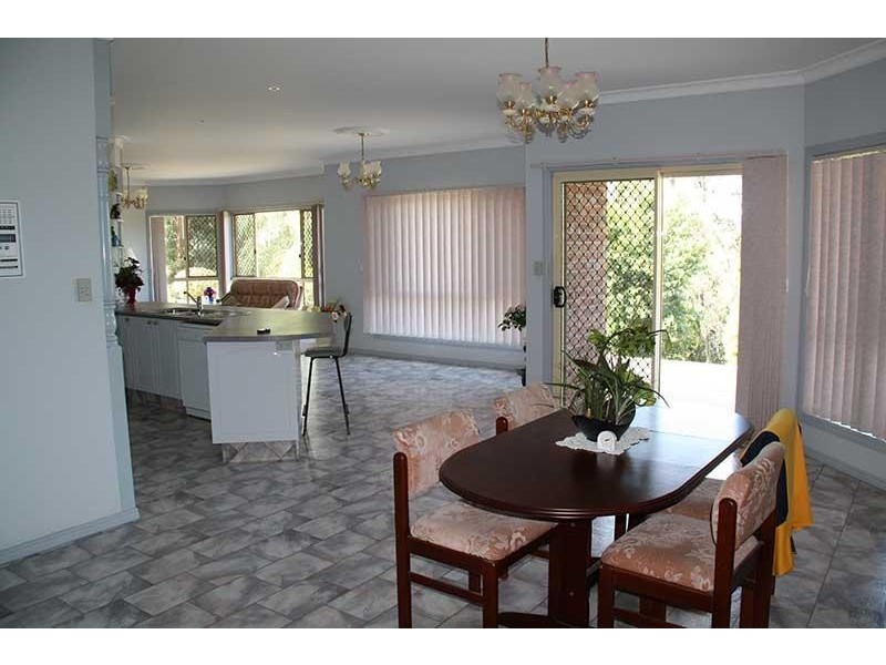 4 Araluen  Pl, Crystal Creek NSW 2484