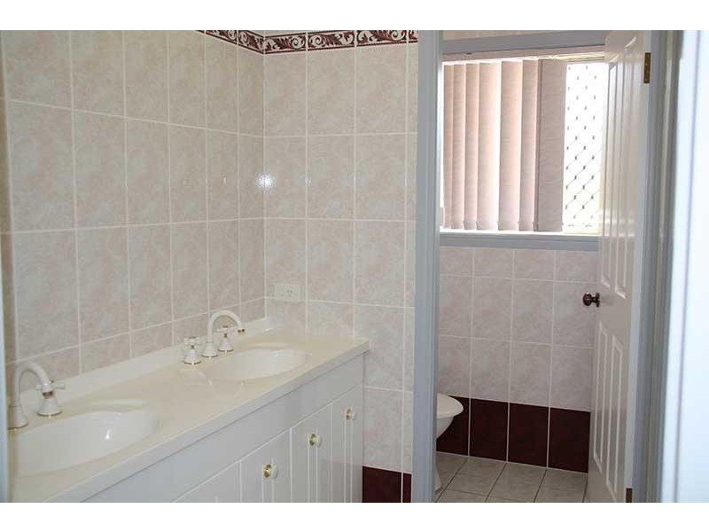 4 Araluen  Pl, Crystal Creek NSW 2484