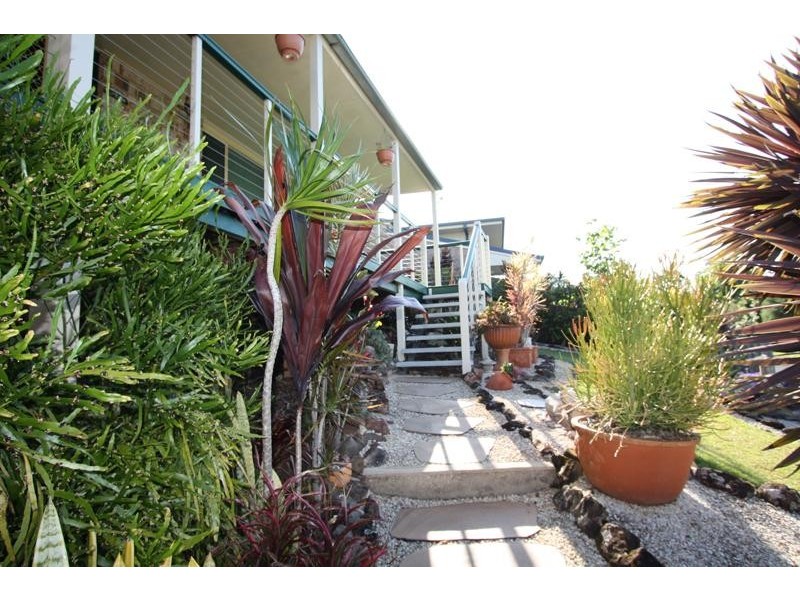 11 Riveroak Dr, Bray Park NSW 2484