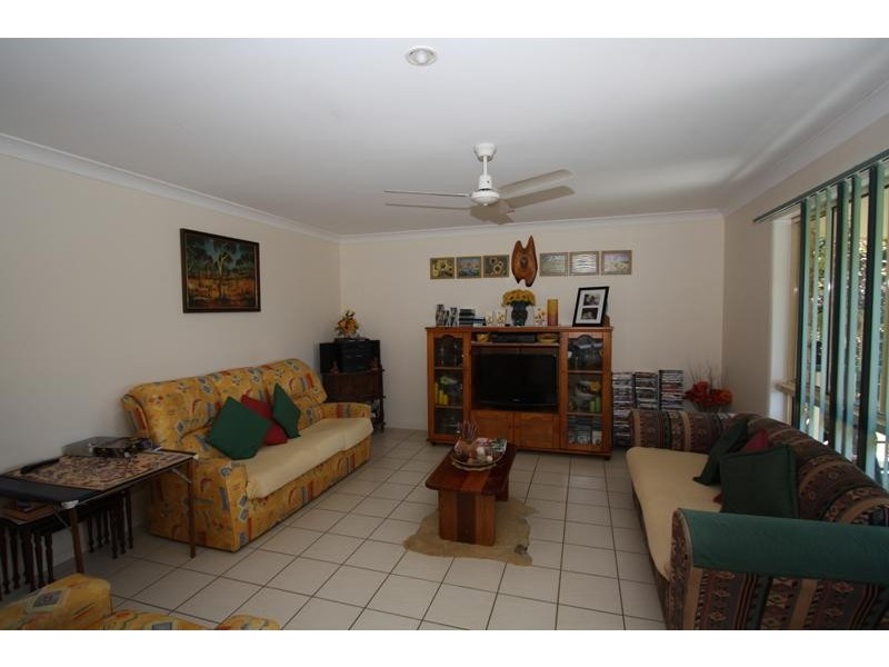 11 Riveroak Dr, Bray Park NSW 2484