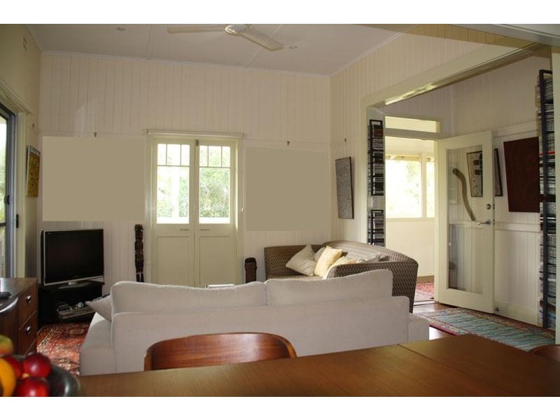 2 Station  St, Burringbar NSW 2483