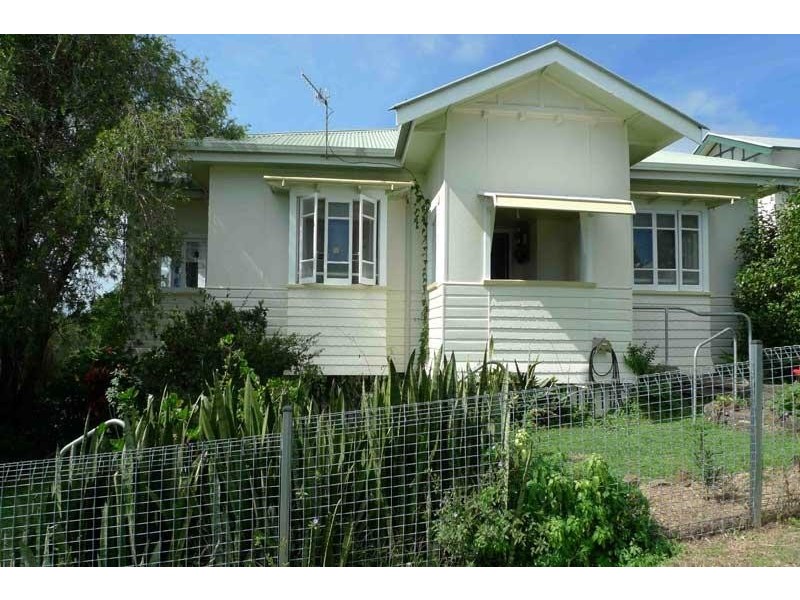 2 Peter St, Murwillumbah NSW 2484
