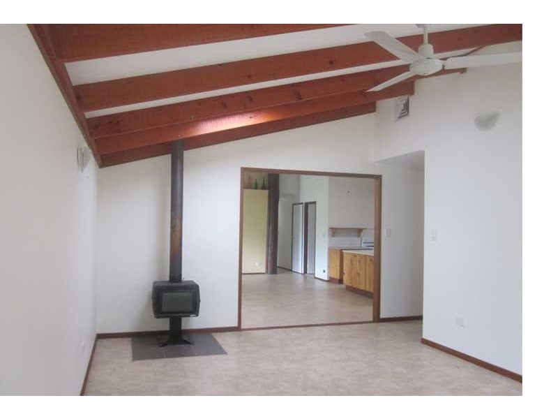 3 Sunrise  Pl, Uki NSW 2484