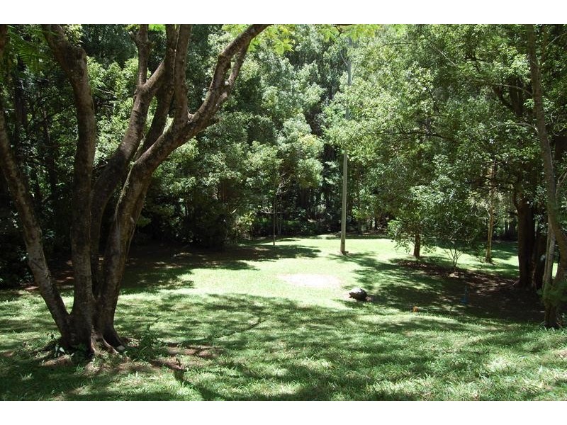 6 Chevell  Pl, Uki NSW 2484