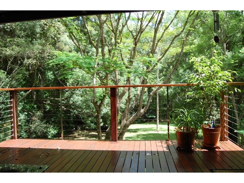 6 Chevell  Pl, Uki NSW 2484