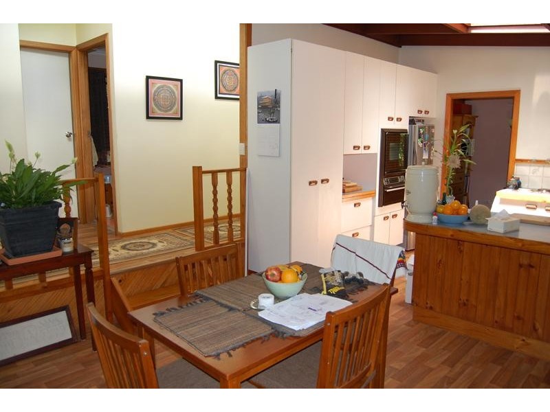 6 Chevell  Pl, Uki NSW 2484