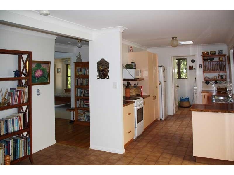34 Birrigan Cl, Nobbys Creek NSW 2484