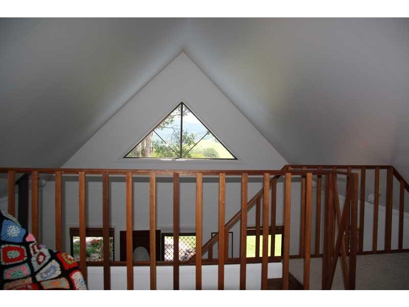 34 Birrigan Cl, Nobbys Creek NSW 2484