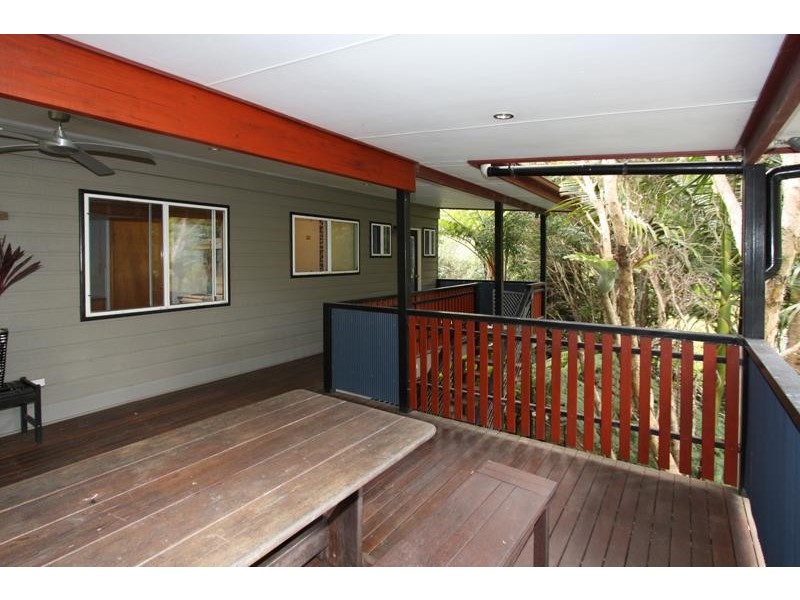 46 Smiths Creek Rd, Uki NSW 2484