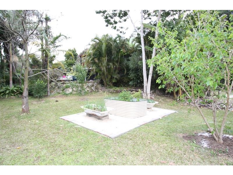 46 Smiths Creek Rd, Uki NSW 2484