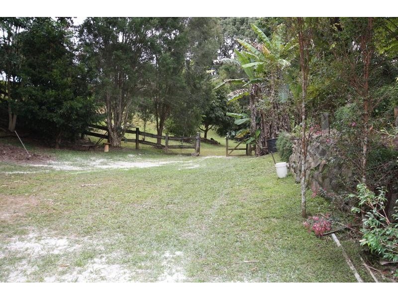 46 Smiths Creek Rd, Uki NSW 2484