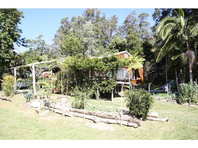 78 Clareville Rd, Uki NSW 2484