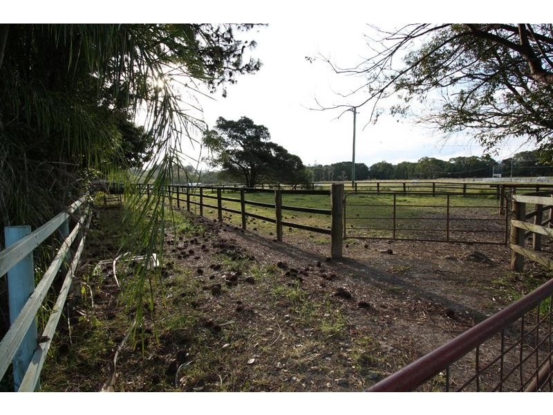 645 Stokers Rd, Dunbible NSW 2484