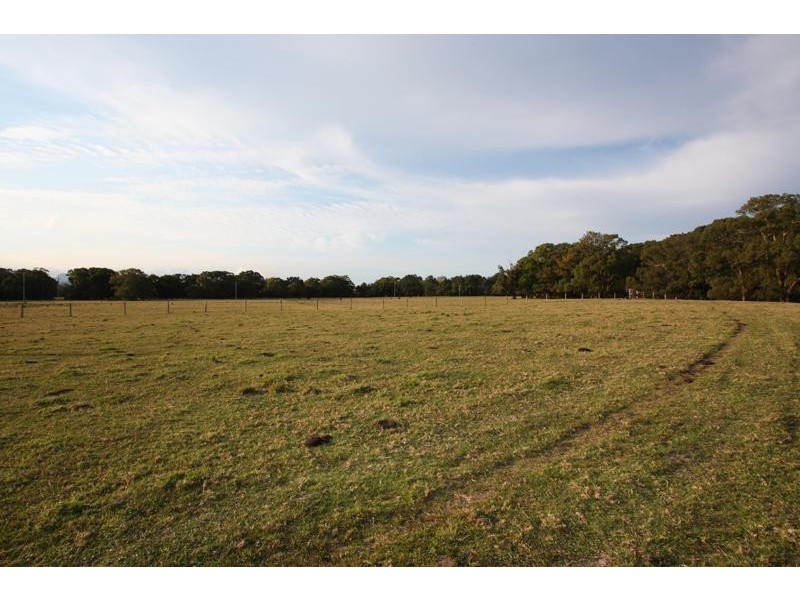 645 Stokers Rd, Dunbible NSW 2484