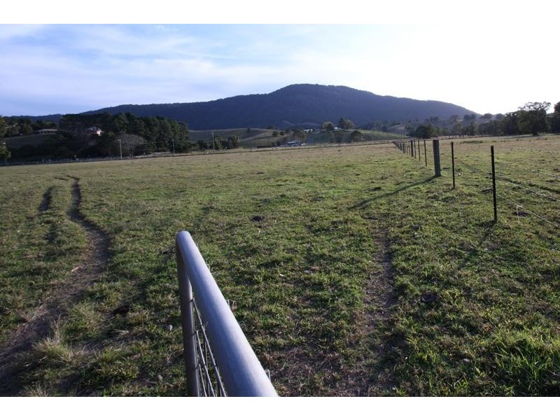 645 Stokers Rd, Dunbible NSW 2484