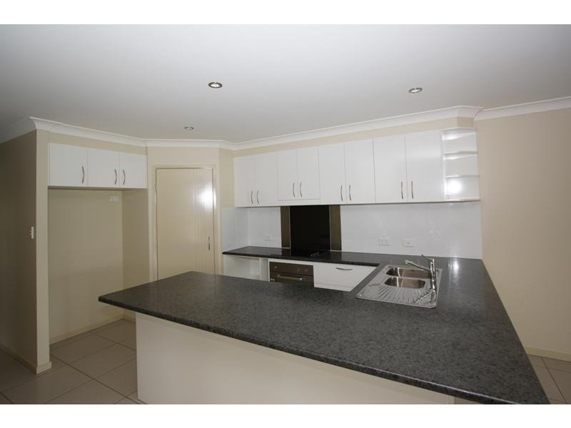 2/11 Auro Ct, Murwillumbah NSW 2484